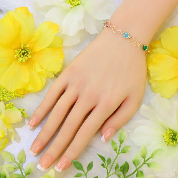 Minimalist Bracelet, Sleek & Modern Design, Women’s Fashion, YC110481-B - Picture 10 of 10